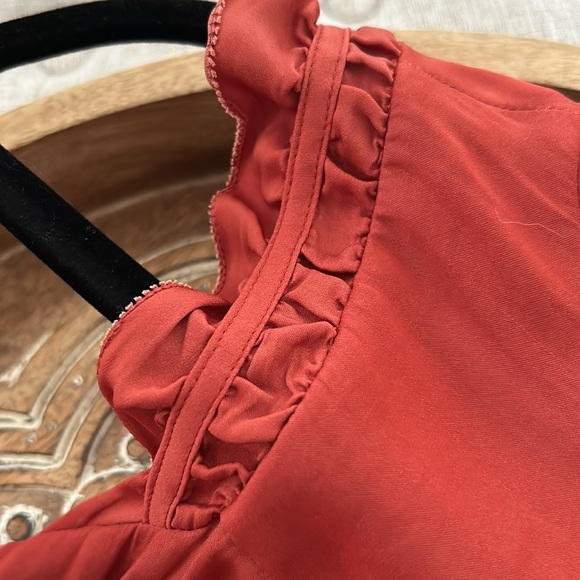 Loft Petite burnt orange sleeveless blouse - Picture 4 of 4